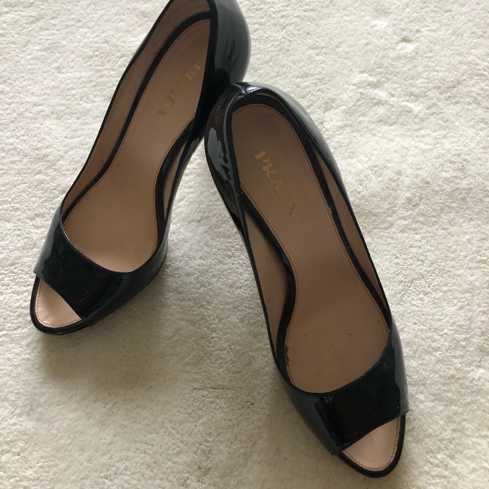 Prada Pumps